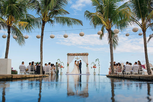 wedding by swimming pool